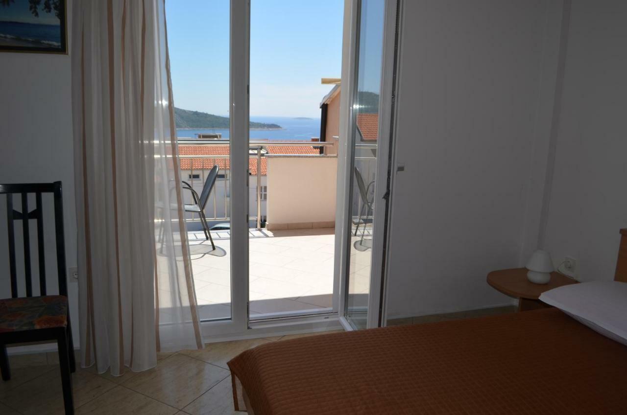 Apartman Darica Vid Apartment Primosten Exterior photo